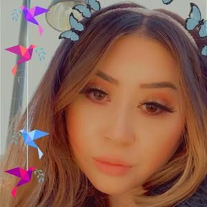 Meet your Posher, Julissa
